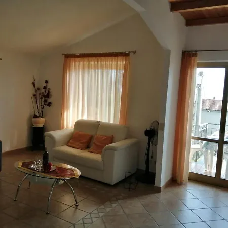 Marimilen Flat House